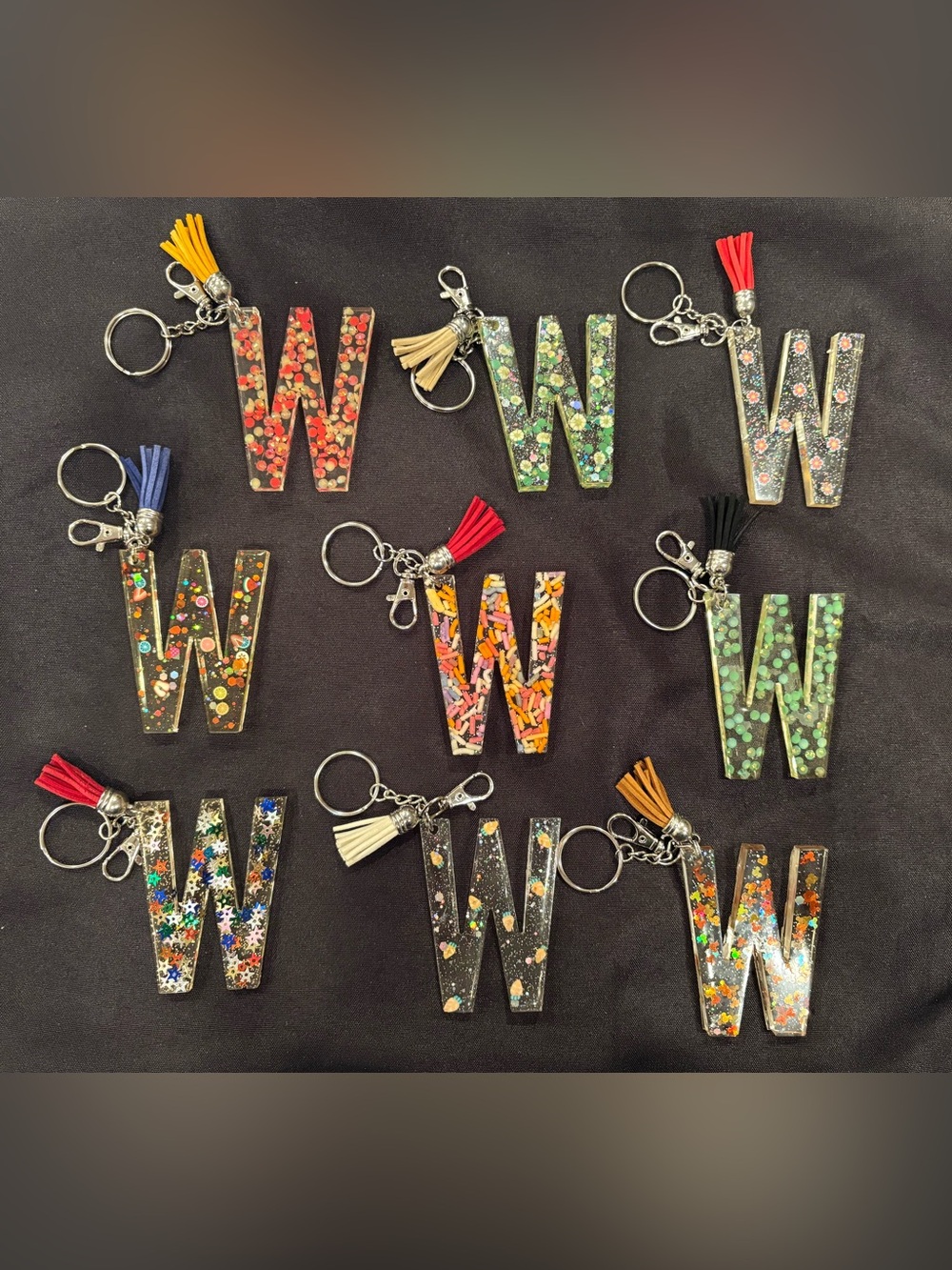 Letter W Glitter Tassel Keychain - Multicolor